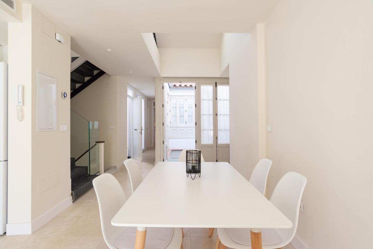 Urbe10 Carreteria Big Terrace Suite Malaga Exterior photo