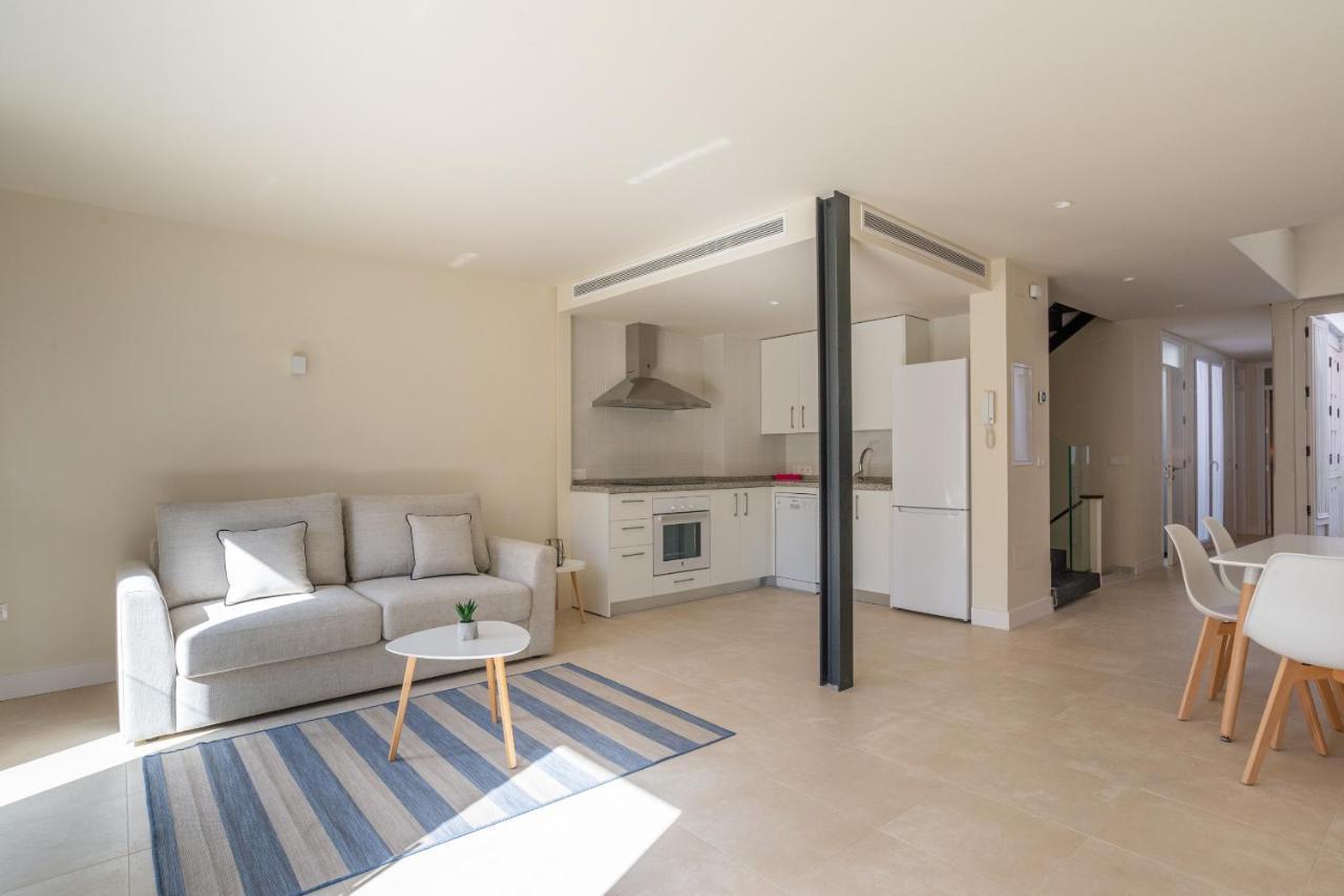 Urbe10 Carreteria Big Terrace Suite Malaga Exterior photo
